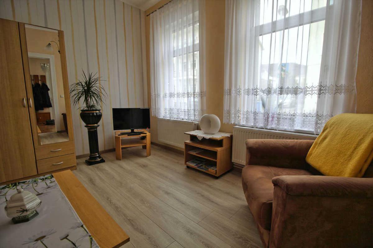 Ferienwohnung Thurk Sassnitz Buitenkant foto